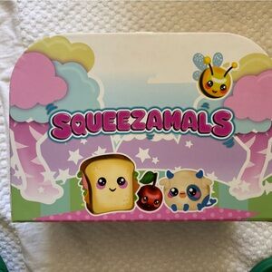 Squeezamals Plush Squishy Toy set